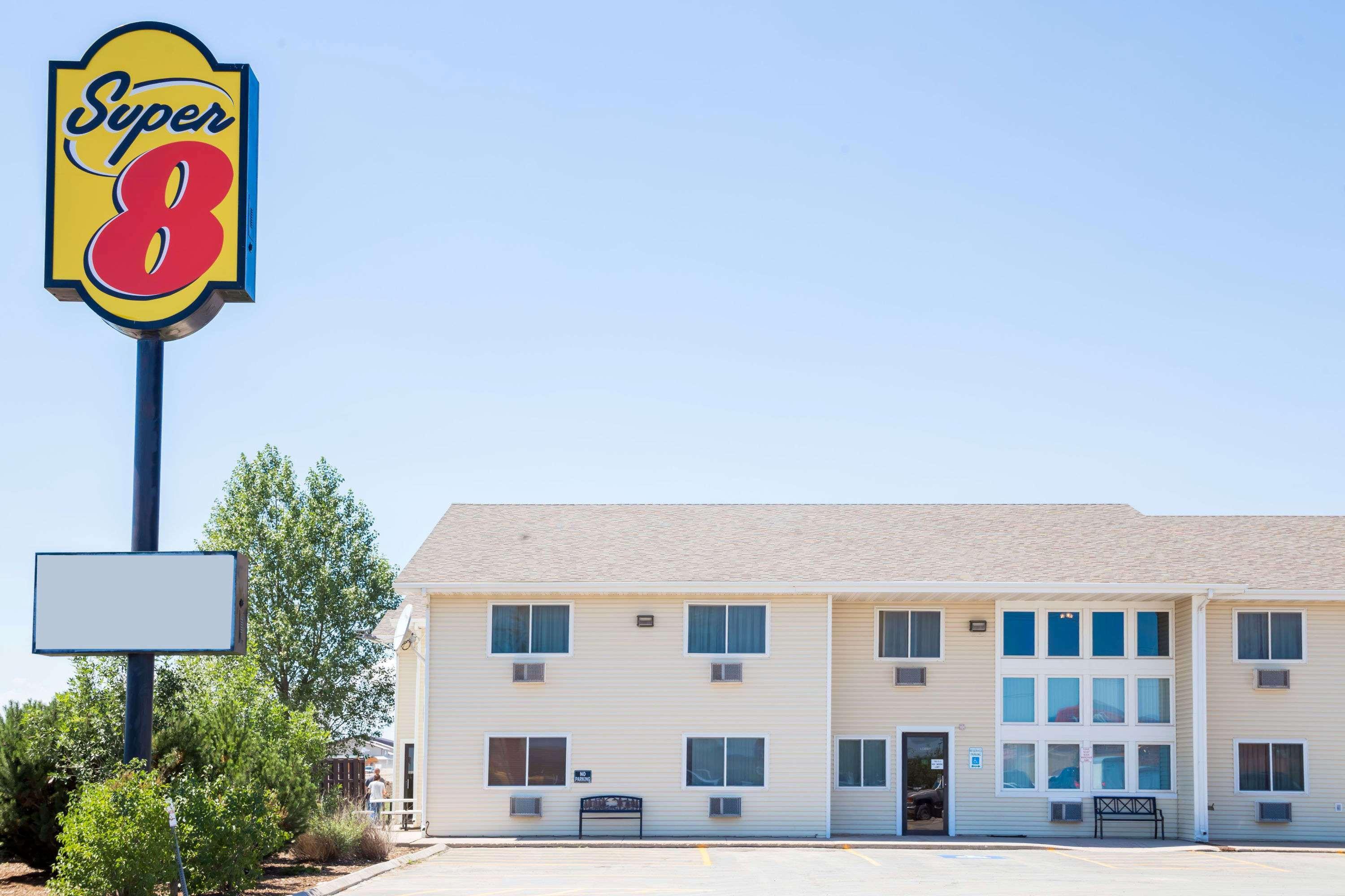 Super 8 By Wyndham Lewistown Hotel Ngoại thất bức ảnh