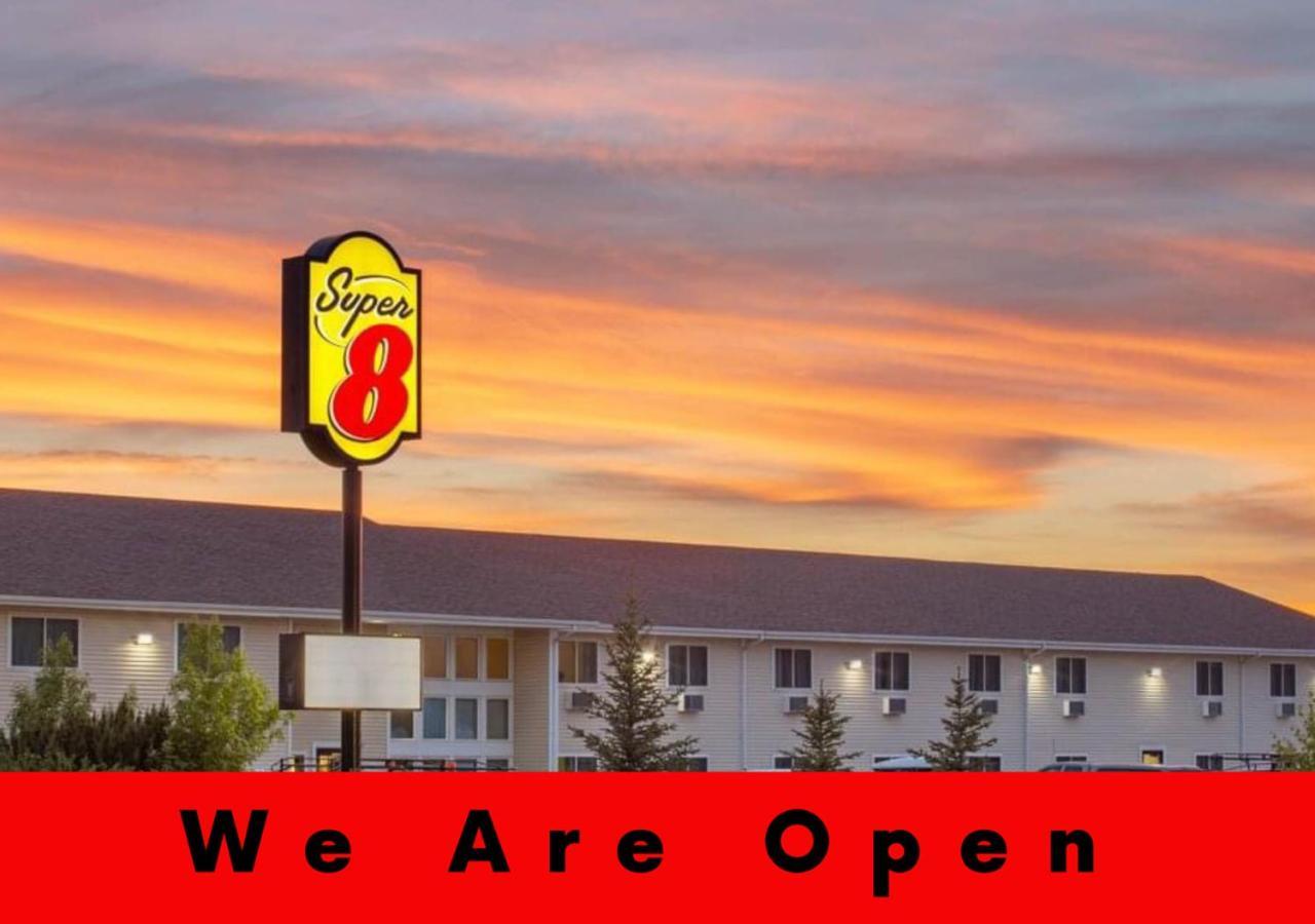 Super 8 By Wyndham Lewistown Hotel Ngoại thất bức ảnh
